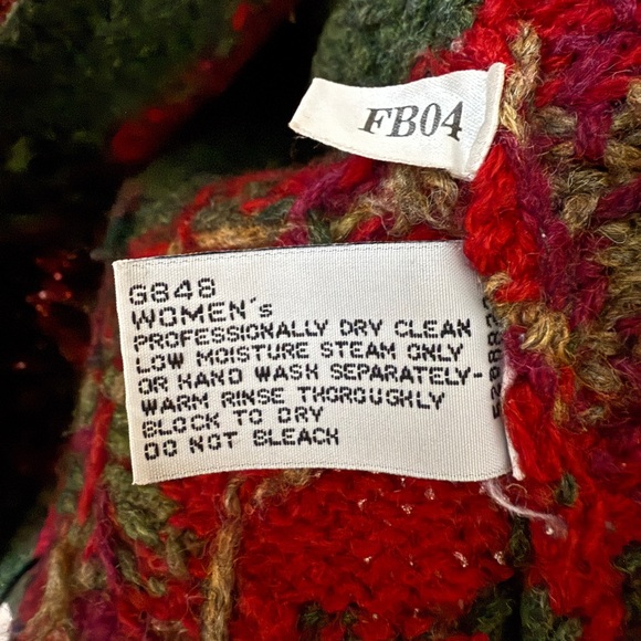 VTG Vintage L.L. Bean 100% wool cable sweater green floral S - Picture 9 of 10